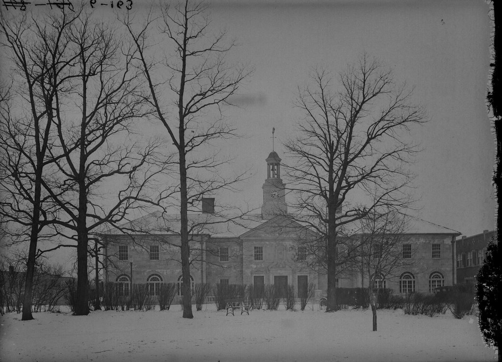 Winnetka (Ill.) Town Hall - Trowbridge, Raymond W., 1886-1936