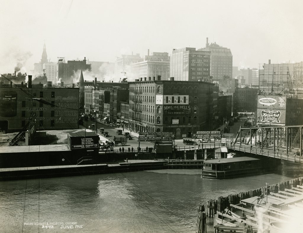 Goodrich dock on the Chicago River - Hornby & Freiberg