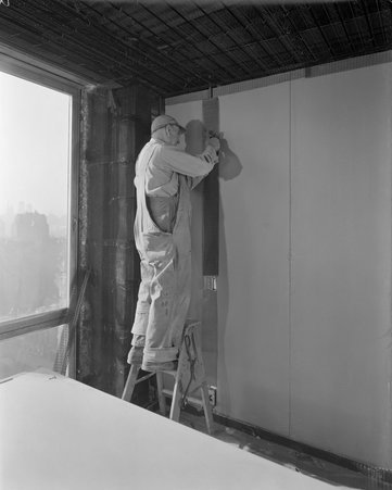 Construction at 860-880 Lake Shore Drive - Hedrich-Blessing