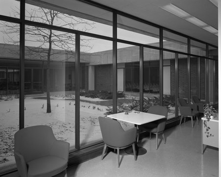 John J. Madden Mental Health Center in Maywood, Illinois - Harr, Robert H. James W. Hedrich for Hedrich-Blessing