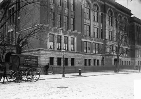 Goethe school - Chicago Daily News, Inc.
