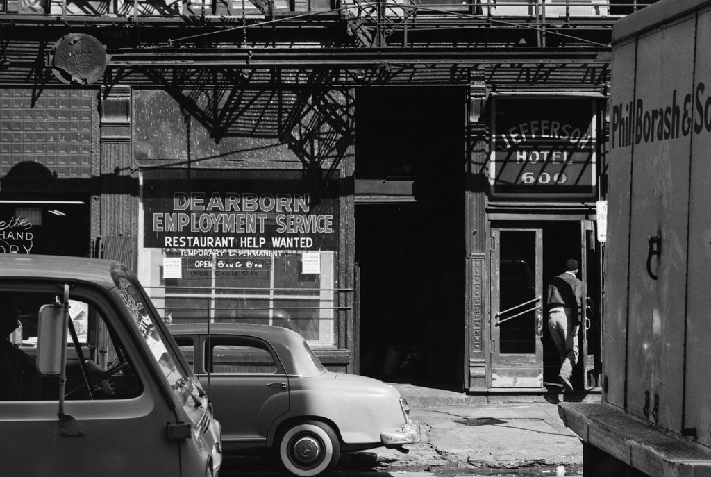 Businesses at 600 West Madison Street - Haun, Declan, 1937-1994