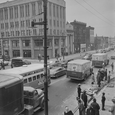 35th Street and State Street - Mead, Mildred