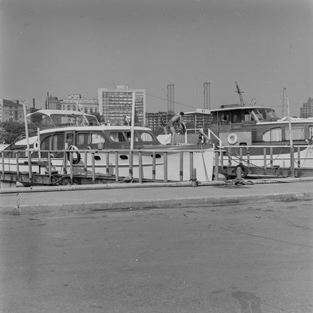Belmont Harbor - Mead, Mildred