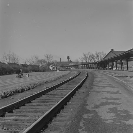Englewood Station - Mead, Mildred
