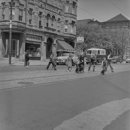 68th Street and Wenworth Avenue in Englewood - Mead, Mildred