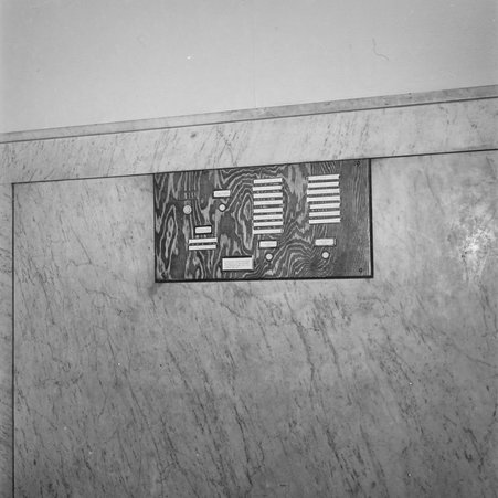 Doorbell at 5340 South Cornell Avenue in Hyde Park - Mead, Mildred