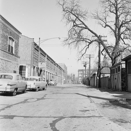 East 53rd Street and South Berkeley Avenue in Hyde Park-Kenwood - Mead, Mildred