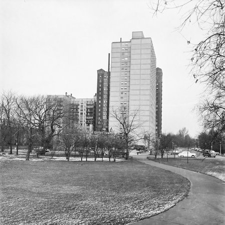 Promontory Apartments in Hyde Park - Mead, Mildred
