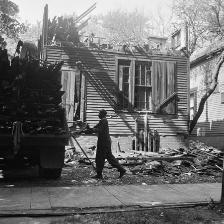 Exterior of Pratt House at 1226 East 57th Street in Hyde Park-Kenwood - Mead, Mildred