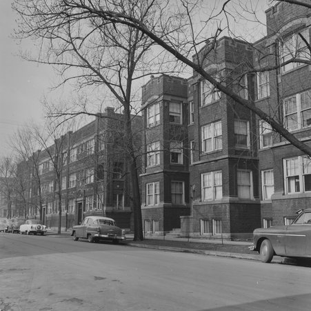 Buildings on East 54th Place in Hyde Park-Kenwood - Mead, Mildred