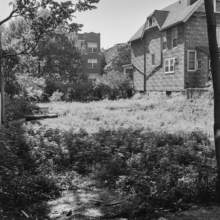 Vacant lot on the 53rd block on South Maryland Avenue in Hyde Park-Kenwood - Mead, Mildred