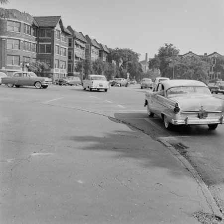 Traffic at East 47th Street and South Drexel Avenue in Hyde Park-Kenwood - Mead, Mildred