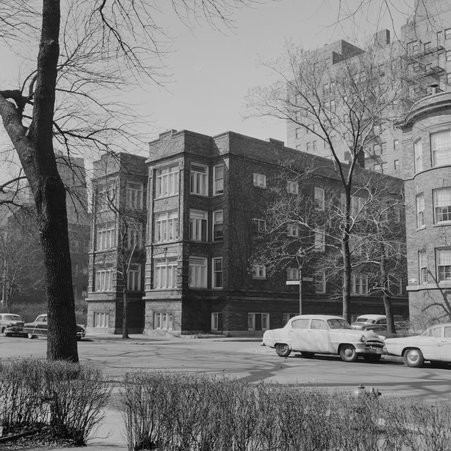 5800-5802 South Blackstone Avenue in Hyde Park-Kenwood - Mead, Mildred