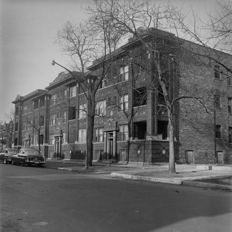 5455-5469 South Ellis Avenue in Hyde Park-Kenwood - Mead, Mildred