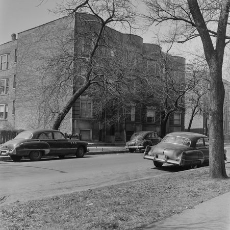 1219-1225 East 52nd Street in Hyde Park-Kenwood - Mead, Mildred