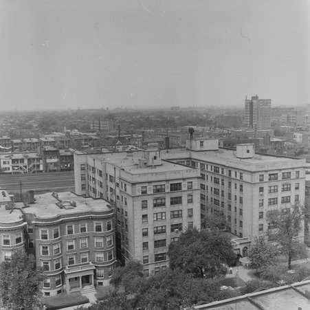 View from the Mayfair apartments in Hyde Park-Kenwood - Mead, Mildred