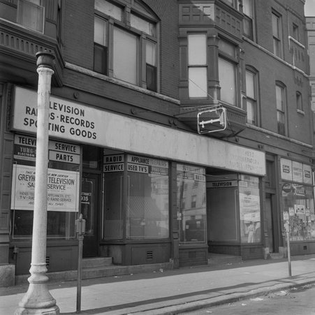 833 East 55th Street in Hyde Park-Kenwood - Mead, Mildred