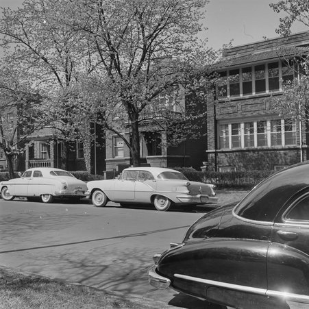 5124-5142 South Ellis Avenue in Hyde Park-Kenwood - Mead, Mildred