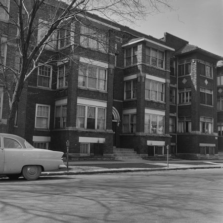 1217-1219 Eat 53rd Street in Hyde Park-Kenwood - Mead, Mildred
