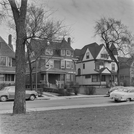 4921 South Dorchester Avenue in Hyde Park-Kenwood - Mead, Mildred