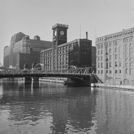 Reid Murdoch building in River North - Mead, Mildred