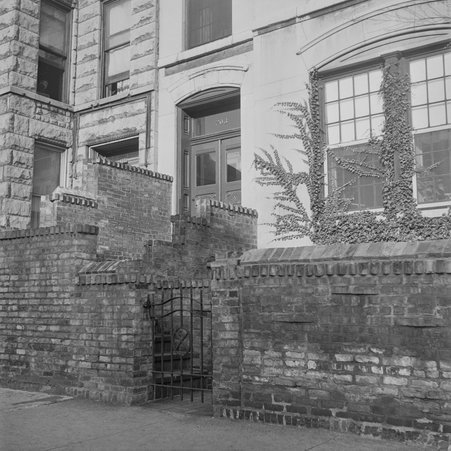 703 North Dearborn Street on the Near North Side - Mead, Mildred