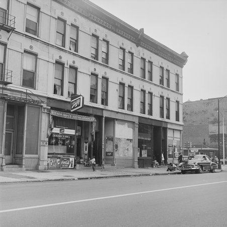 633 North Wells Street on the Near North Side - Mead, Mildred