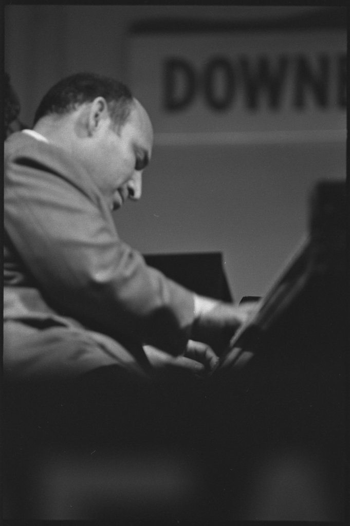 George Wein at the Down Beat Jazz Festival - Flerlage, Raeburn, 1915-2002
