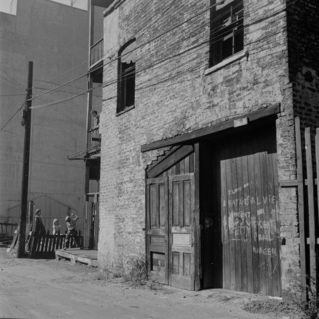 Rear of 17 West Grand Avenue on the Near North Side - Mead, Mildred