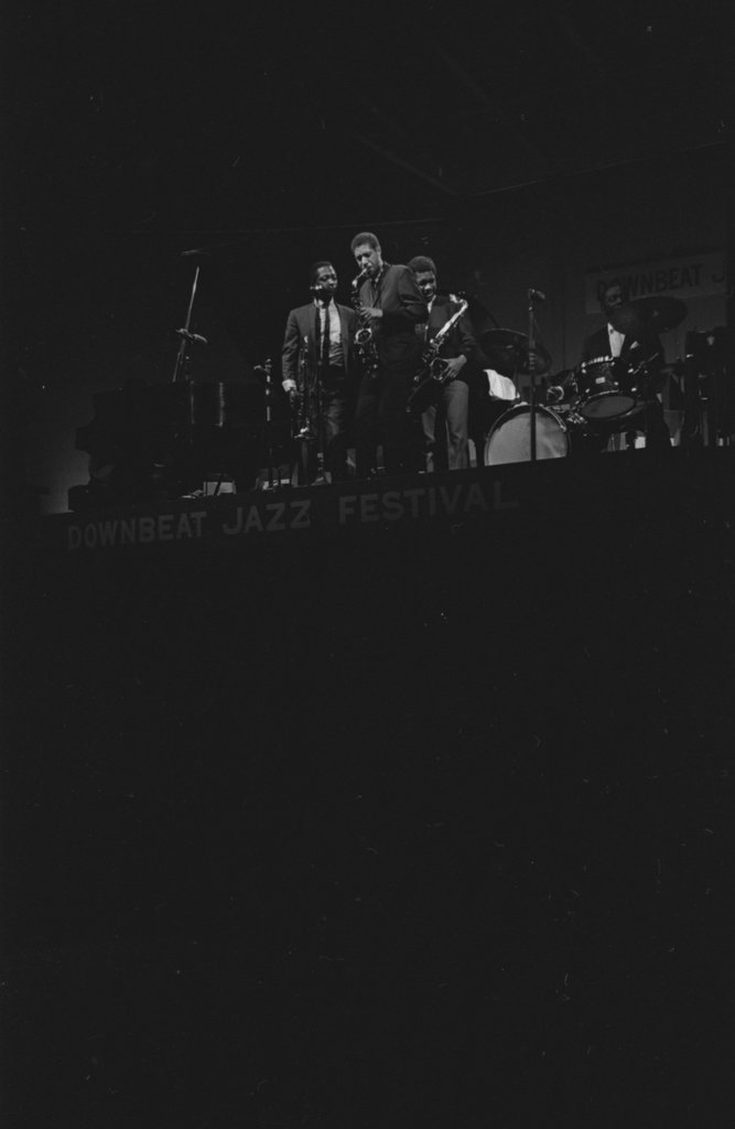 Art Blakey's Jazz Messengers at the Down Beat Jazz Festival - Flerlage, Raeburn, 1915-2002