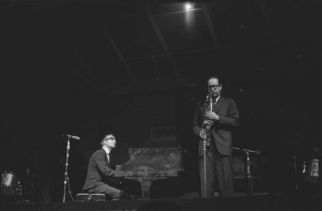 Dave Brubeck and Paul Desmond at the Down Beat Jazz Festival - Flerlage, Raeburn, 1915-2002