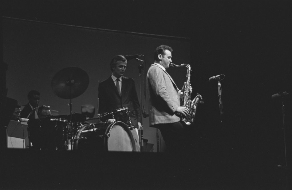 Stan Getz at the Down Beat Jazz Festival - Flerlage, Raeburn, 1915-2002