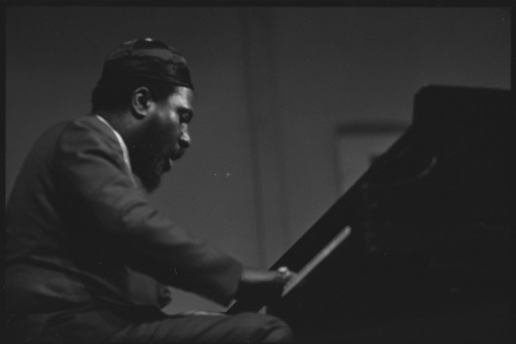 Thelonious Monk at the Down Beat Jazz Festival - Flerlage, Raeburn, 1915-2002