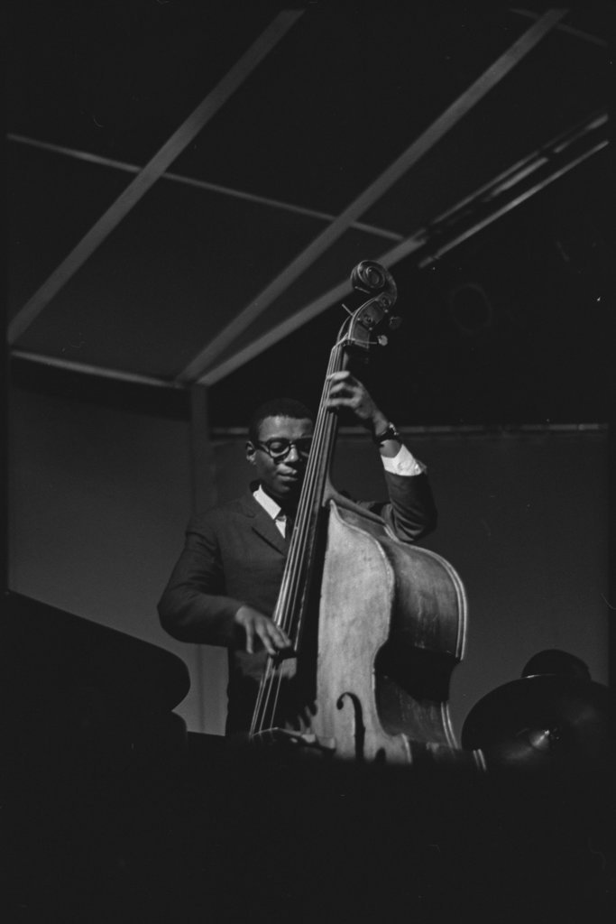 Larry Gales with the Thelonious Monk Quartet at the the Down Beat Jazz Festival - Flerlage, Raeburn, 1915-2002