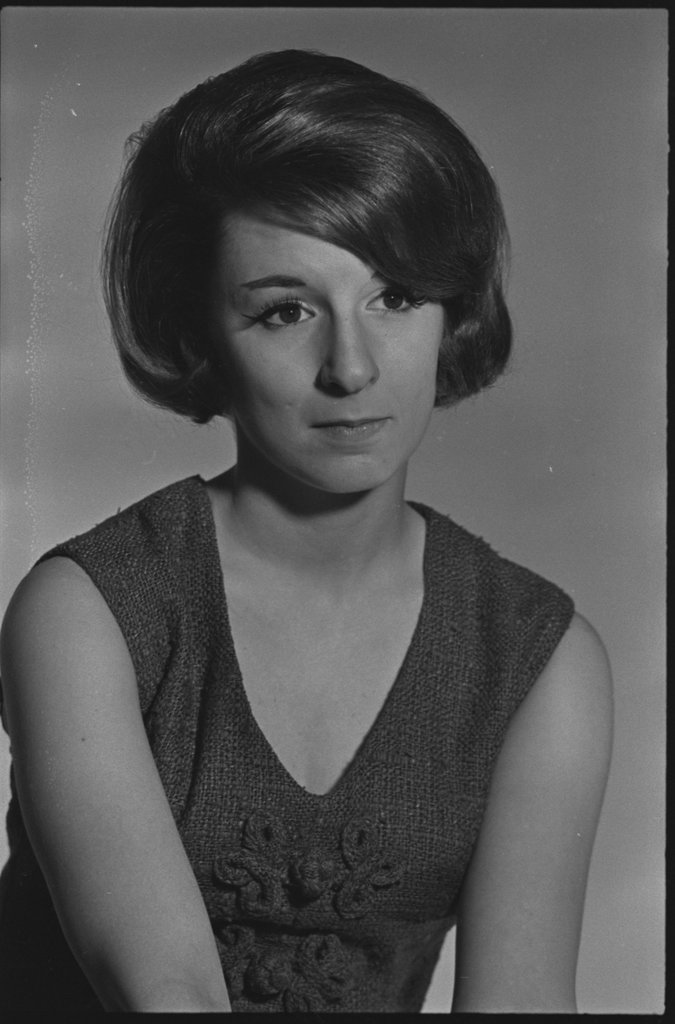 Unidentified model - Flerlage, Raeburn, 1915-2002