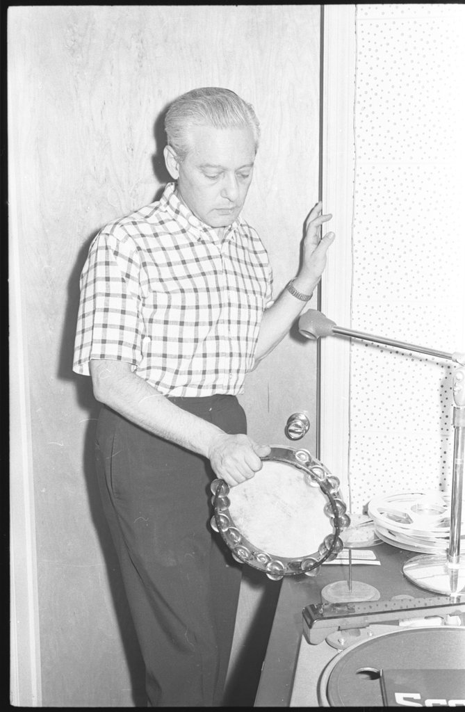 Mark Nissenson at recording session for George and Norma at Balkan Studios - Flerlage, Raeburn, 1915-2002