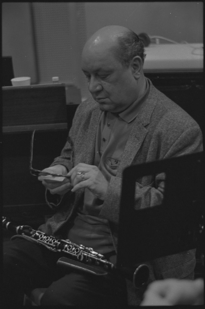 Musicians during a recording session - Flerlage, Raeburn, 1915-2002