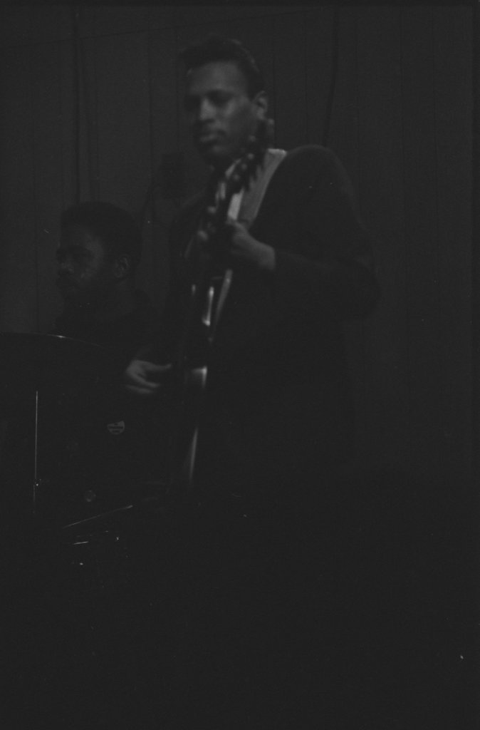 Magic Sam at 1815 Club - Flerlage, Raeburn, 1915-2002