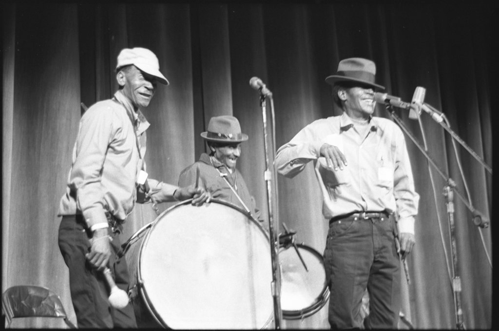 A Bayou band performing at the 9th Annual University of Chicago Folk Festival - Flerlage, Raeburn, 1915-2002