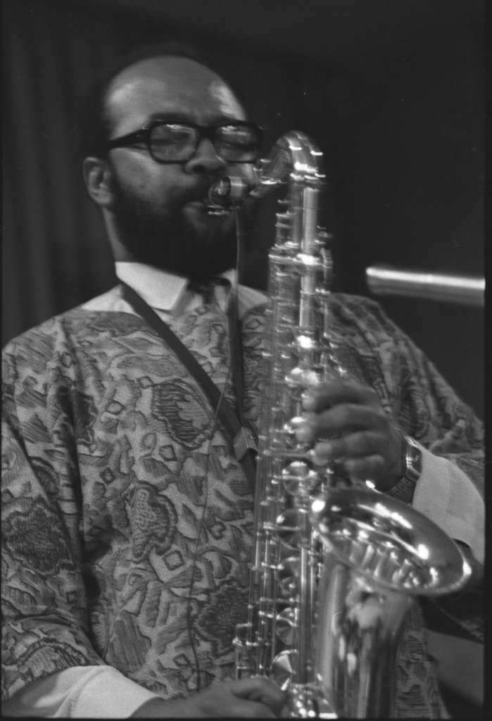 James Moody at Joe Segal's Modern Jazz Showcase - Flerlage, Raeburn, 1915-2002