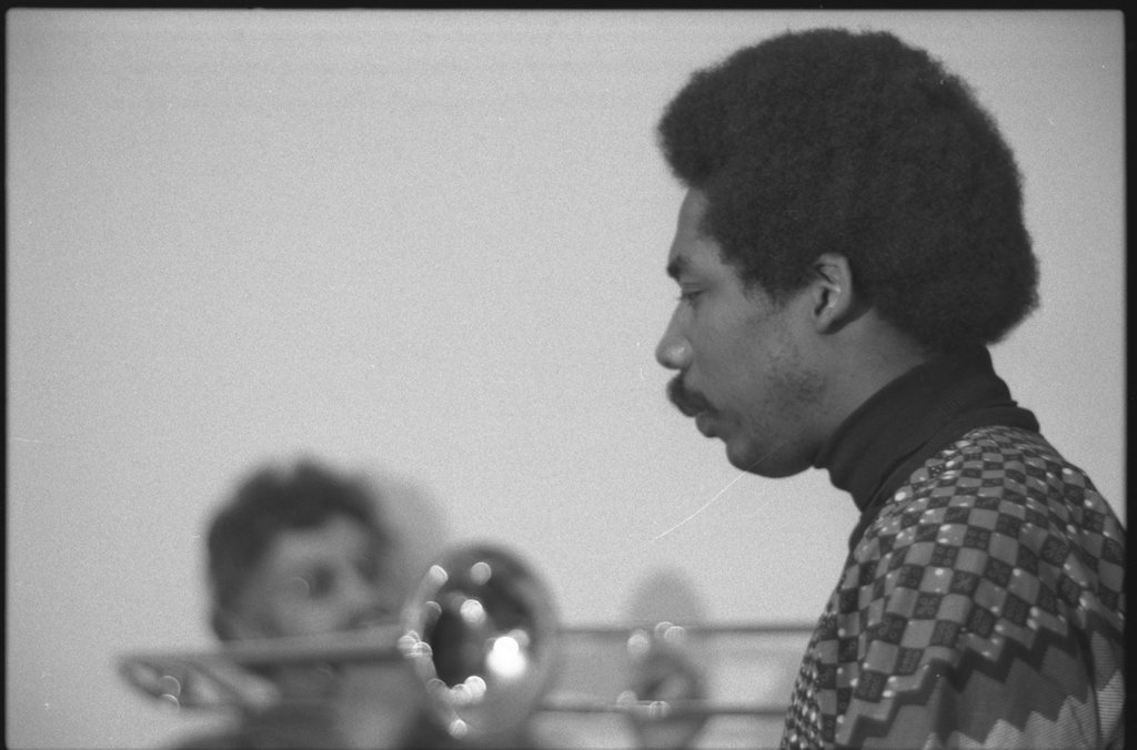George Hines and others preparing for Indo-American Association Concert - Flerlage, Raeburn, 1915-2002