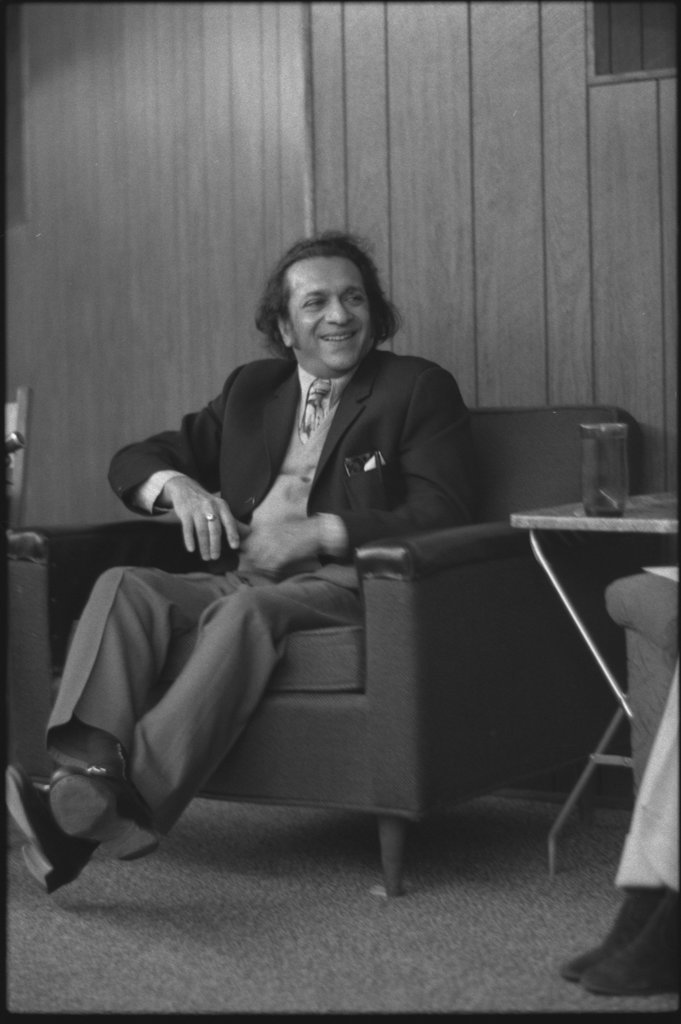 Press reception for Ravi Shankar - Flerlage, Raeburn, 1915-2002