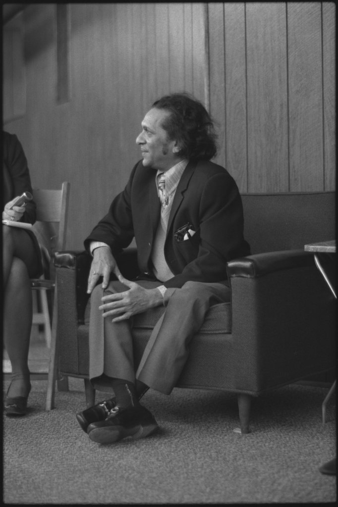 Press reception for Ravi Shankar - Flerlage, Raeburn, 1915-2002