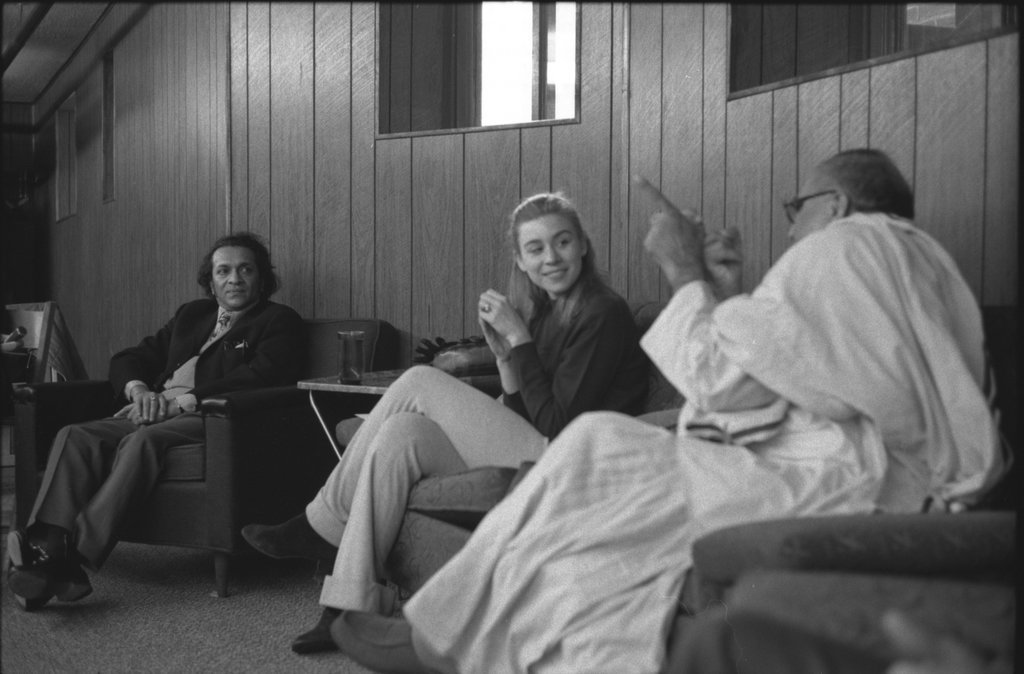 Press reception for Ravi Shankar - Flerlage, Raeburn, 1915-2002