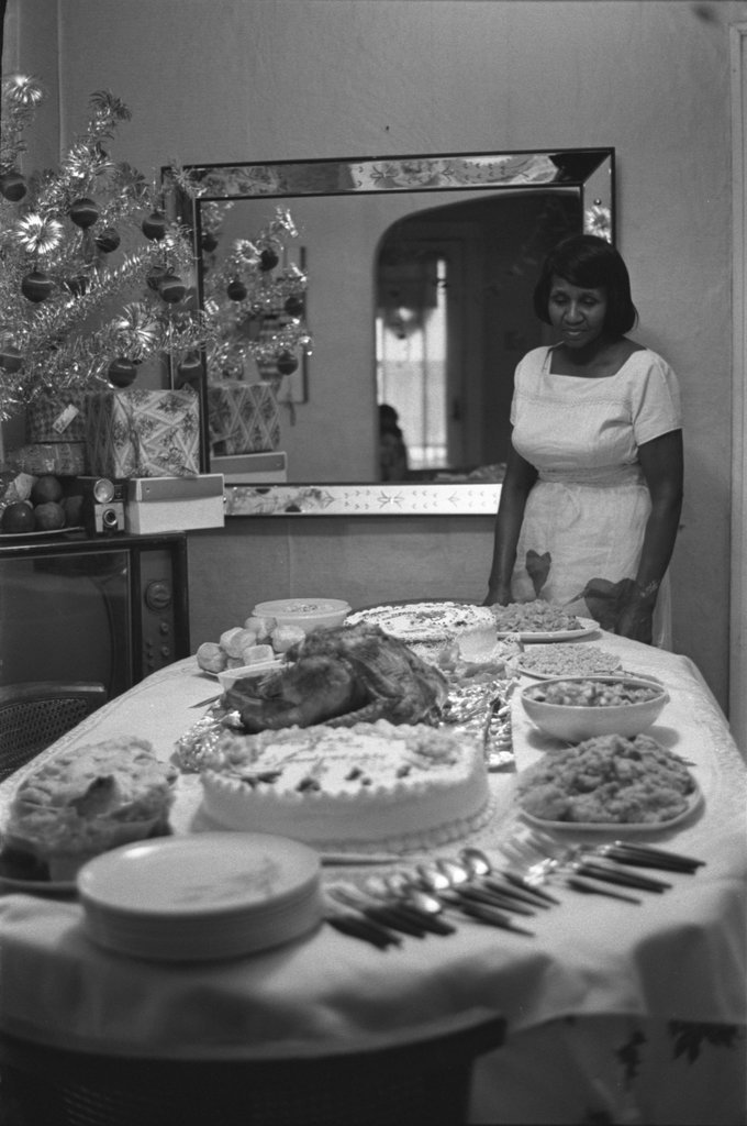 Swan family Christmas gathering - Flerlage, Raeburn, 1915-2002