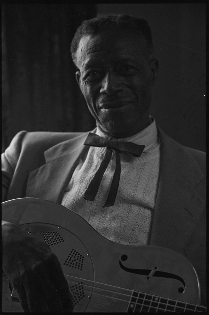 Son House - Flerlage, Raeburn, 1915-2002