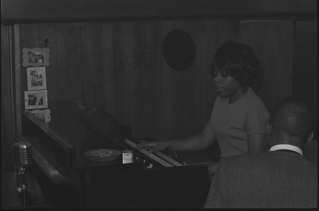 Unidentified jazz musicians - Flerlage, Raeburn, 1915-2002