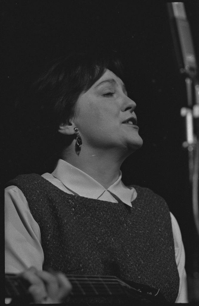 Reverend Robert Wilkins, the Beers Family, and Dr. Ross performing at the 5th Annual University of Chicago Folk Festival - Flerlage, Raeburn, 1915-2002