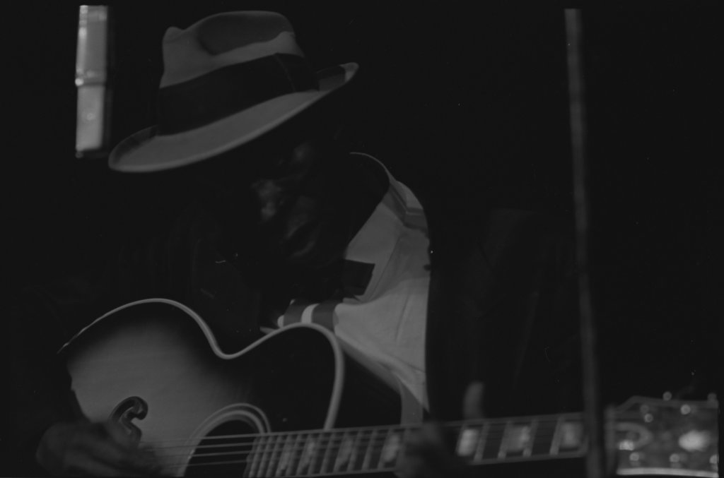 Robert Pete Williams, Dr. Ross, performing at Ida Noyes Hall - Flerlage, Raeburn, 1915-2002